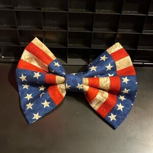 Rustic flag bow